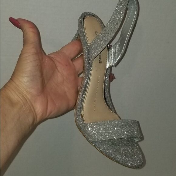 Silver Gianni Bini Silver Glitter Pumps Ankle pumps 4" heels - Picture 8 of 15